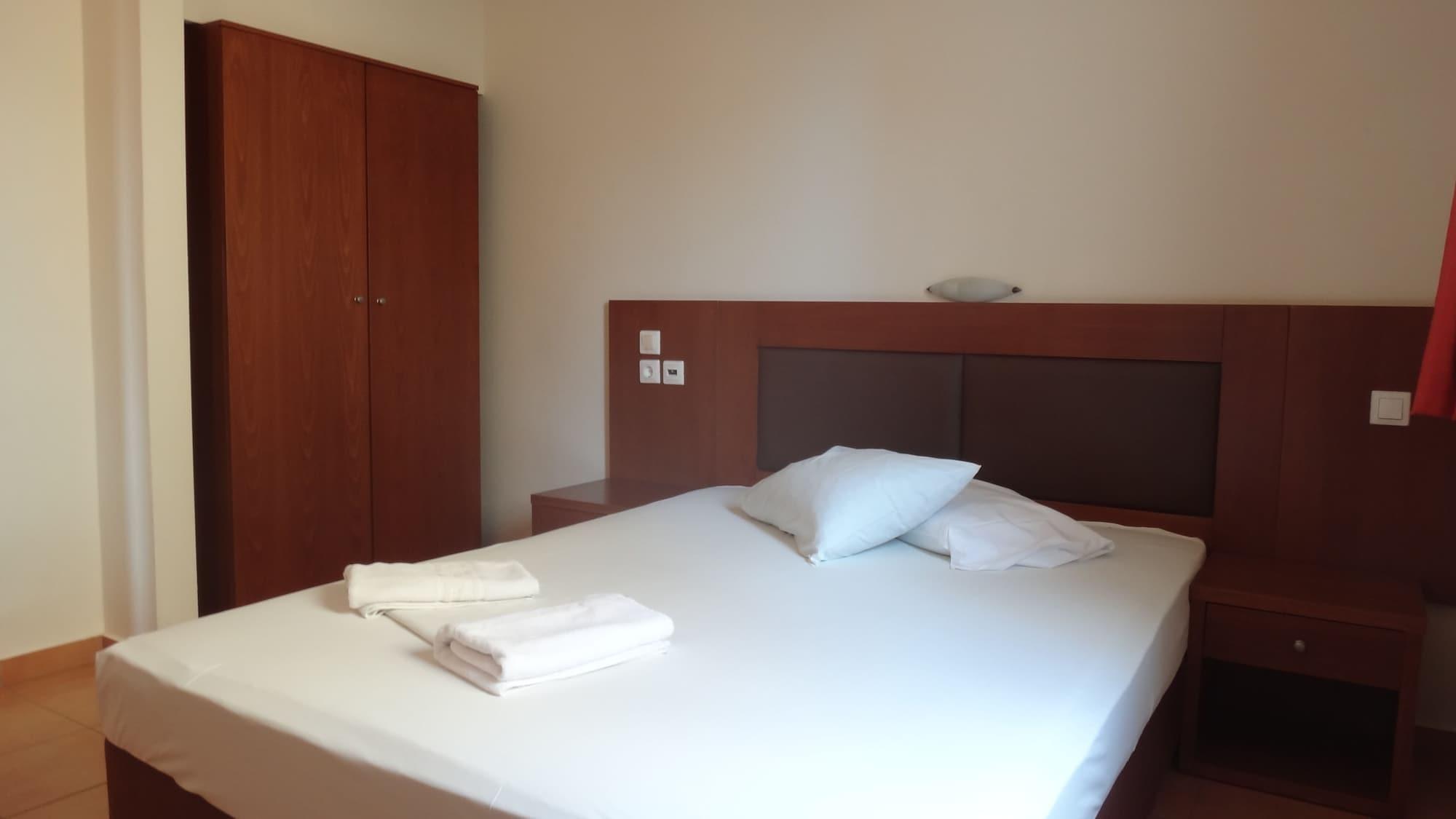 Dia Apartments 헐소니소스 외부 사진