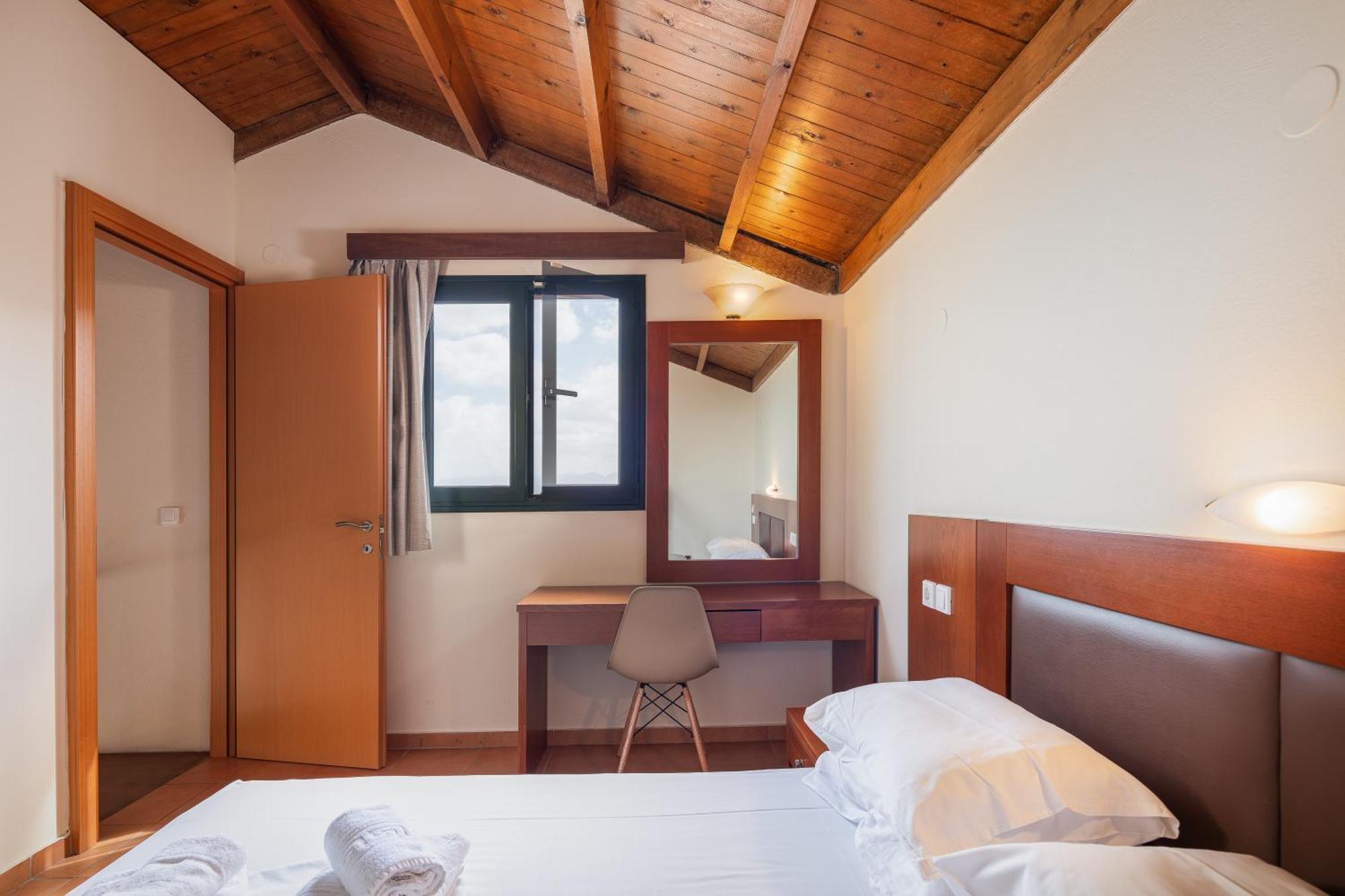 Dia Apartments 헐소니소스 외부 사진